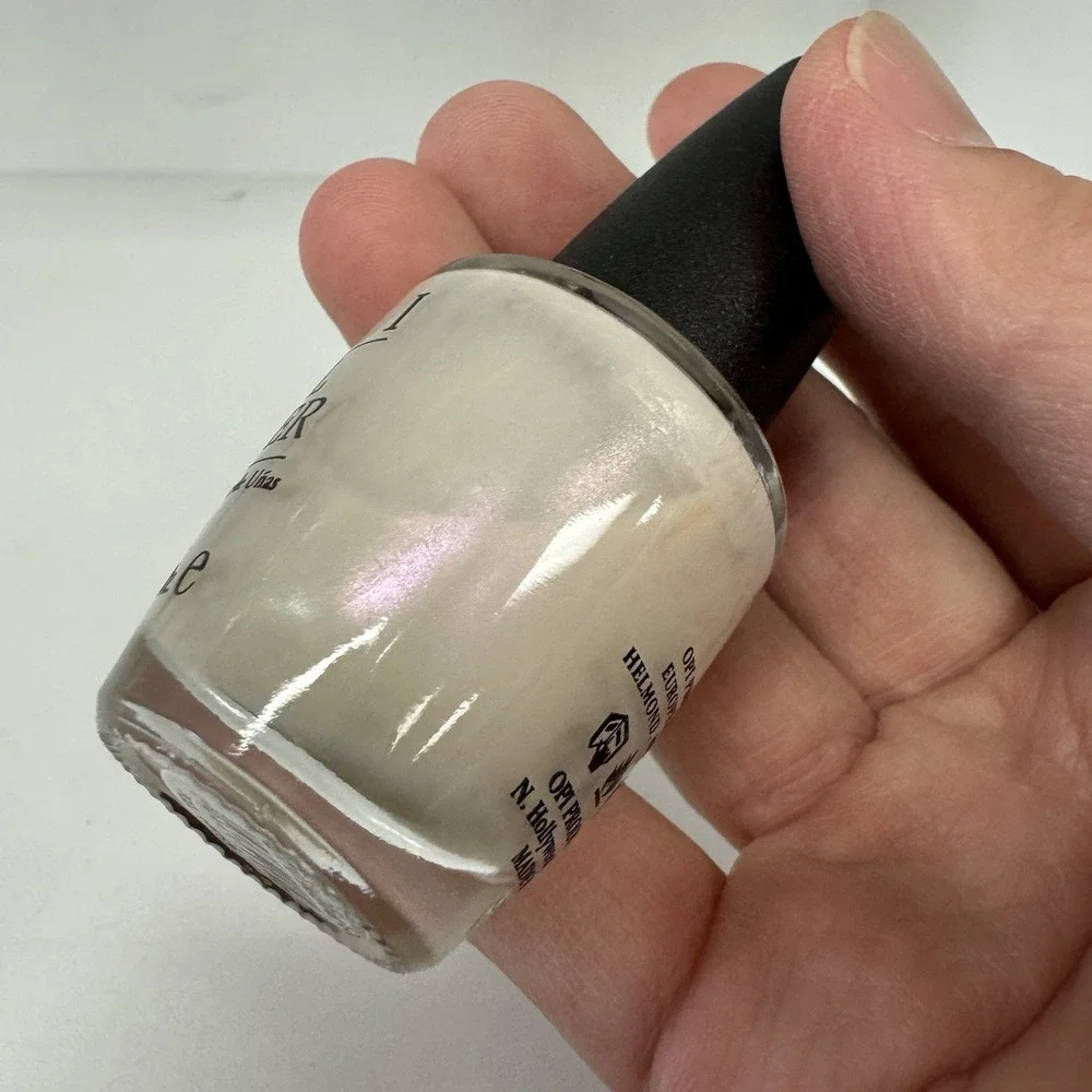 OPI Nail Polish Lacquer NL R32 - Room Service - 0.5 oz